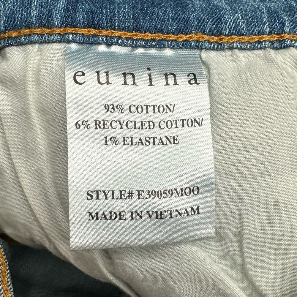 Eunina Olivia Ultra High Rise Mom Shorts – Size S - Picture 9 of 10
